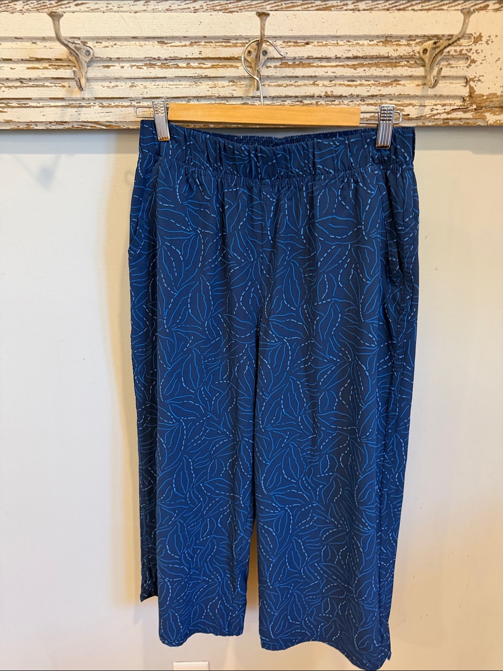 Title Nine Slaycation 2.0 Cropped Wide Leg Pants - - Picture 3 of 8